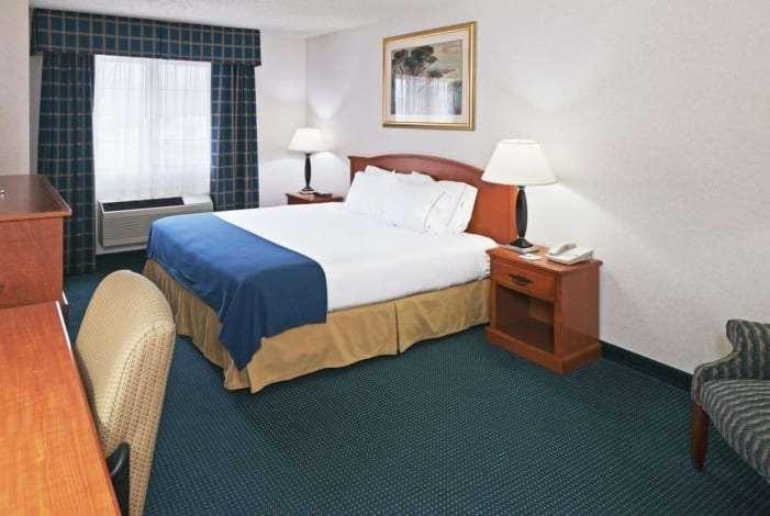 Ramada By Wyndham Santa Fe Hotel Phòng bức ảnh