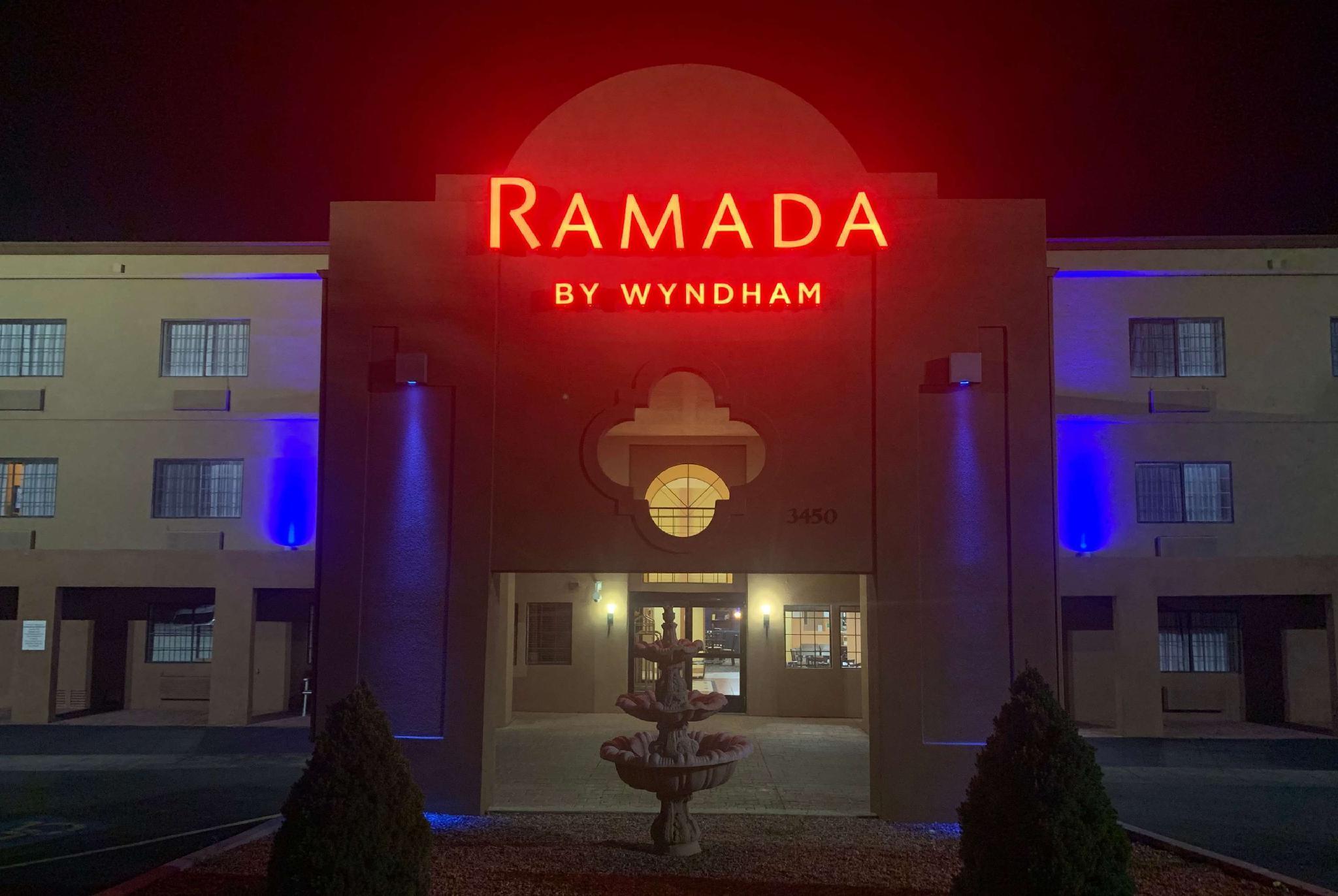 Ramada By Wyndham Santa Fe Hotel Ngoại thất bức ảnh