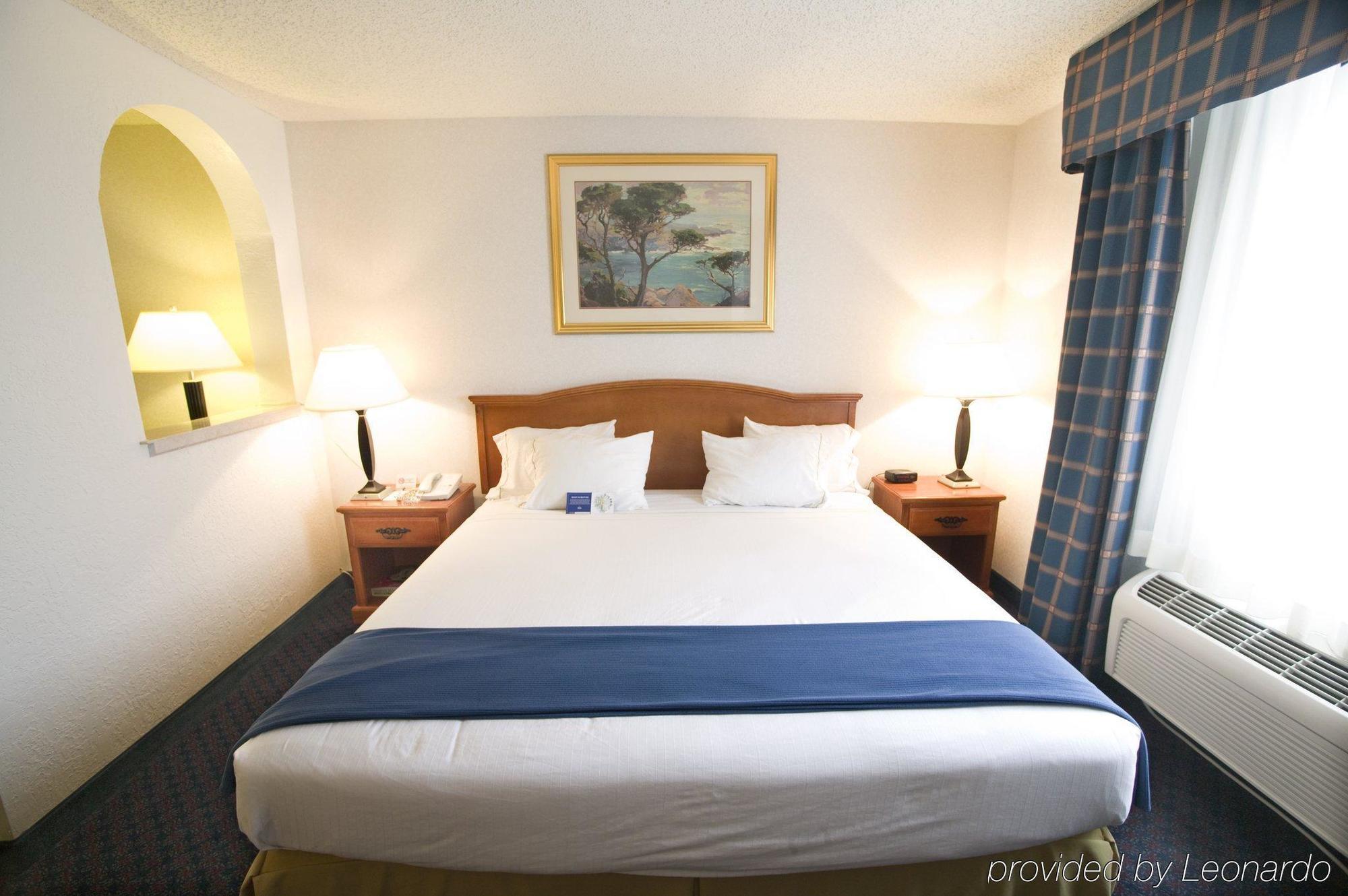 Ramada By Wyndham Santa Fe Hotel Phòng bức ảnh