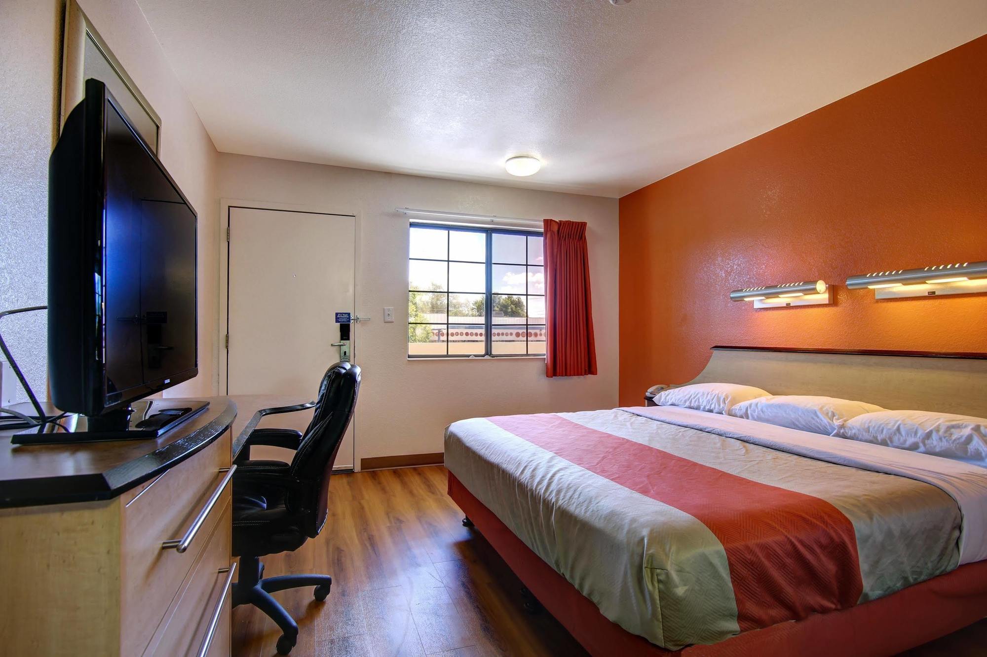 Ramada By Wyndham Santa Fe Hotel Ngoại thất bức ảnh