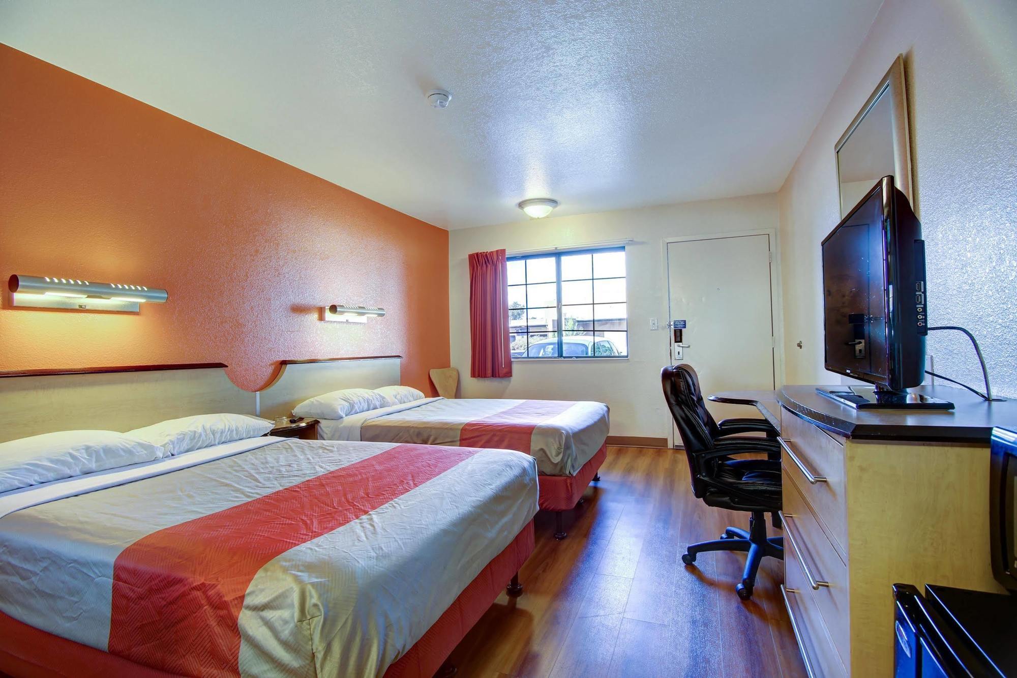 Ramada By Wyndham Santa Fe Hotel Ngoại thất bức ảnh